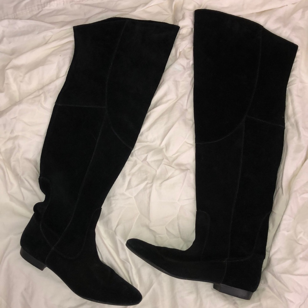 Black knee high boots